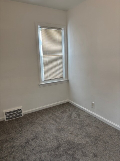 Building Photo - 18134 Vaughan St