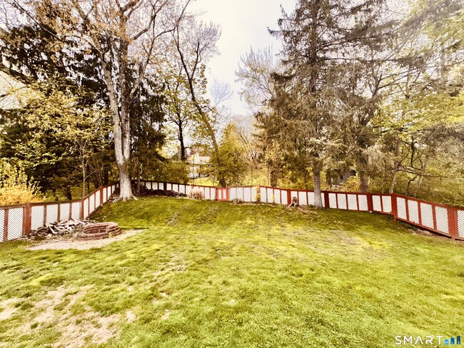 Building Photo - 33 Jepson Ln