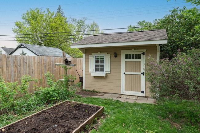 Building Photo - 3225 Atherton Rd