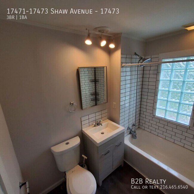 Building Photo - 17471-17473 Shaw Avenue-17473