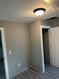 Building Photo - 90 Superior St