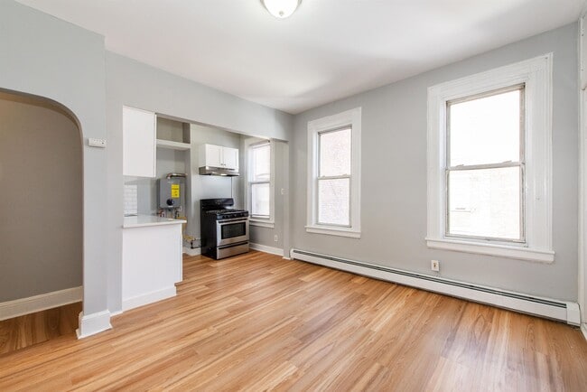 Building Photo - 2903 Central Ave