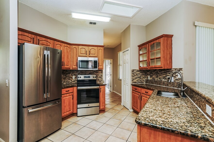 Building Photo - 55 Alicante Ct