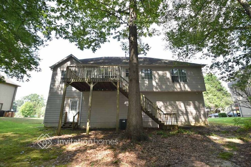 Building Photo - 2874 Overlake Run