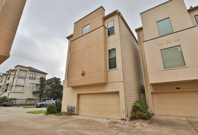 Building Photo - 1205 Birdsall St