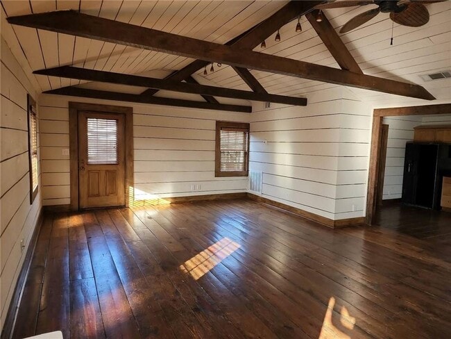 Building Photo - 420 Bartow St