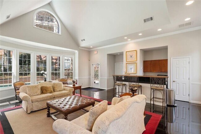 Building Photo - 3636 Habersham Rd NW
