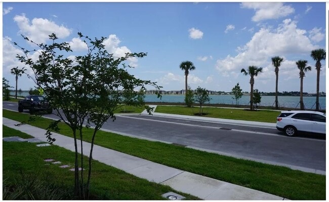 Building Photo - 7676 Livewell Ln