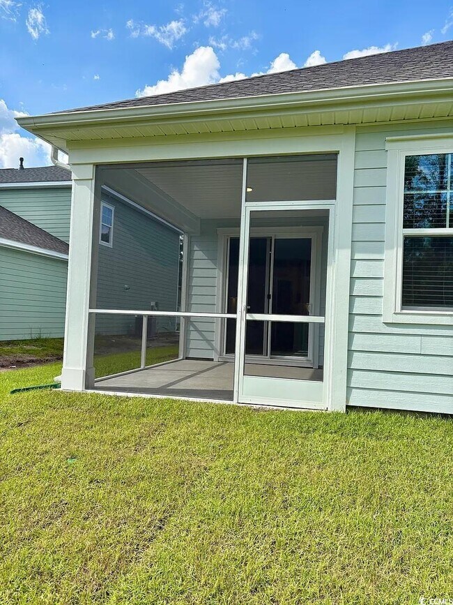 Building Photo - 7100 Shooting Star Way