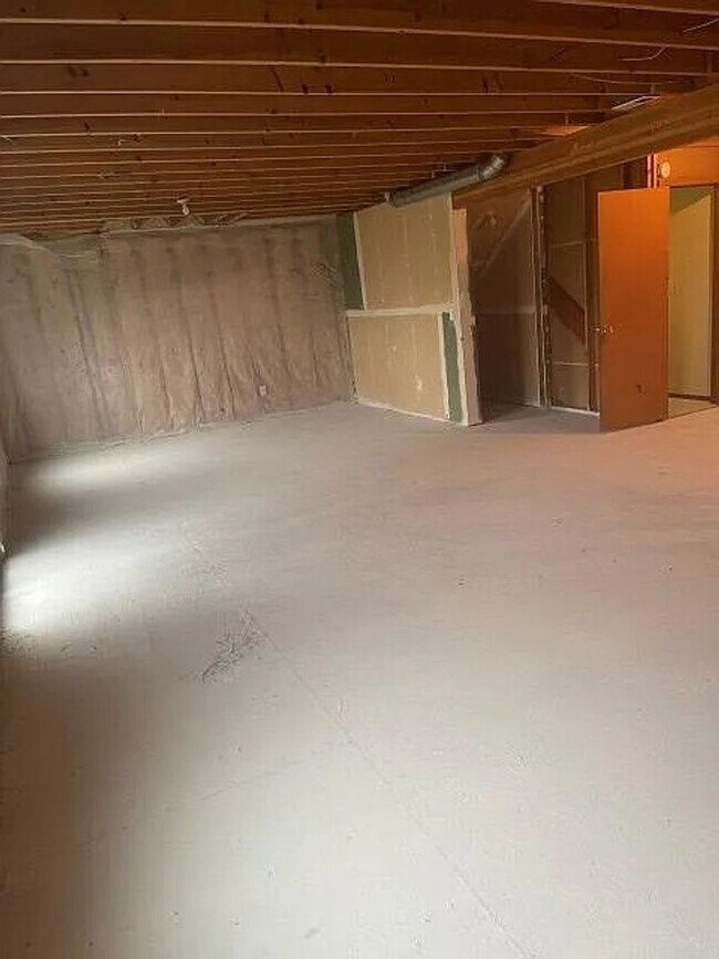 Building Photo - 3Bd/2Ba Marysville House