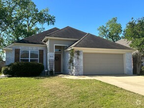 Building Photo - Stoneybrooke Home