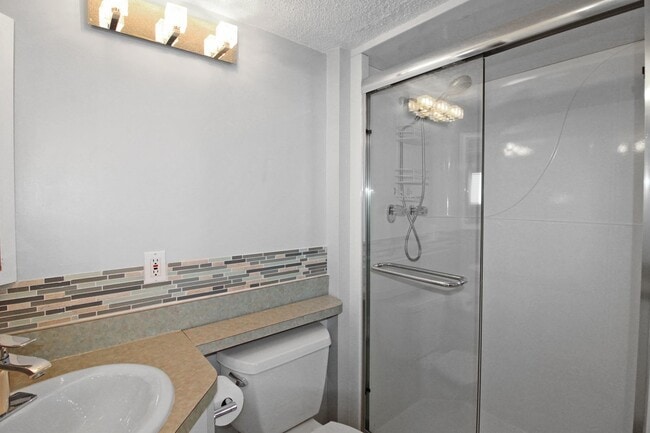 Building Photo - Casa Seville Annual Condo for Rent