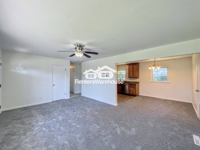 Building Photo - 2444 Tullibee Dr