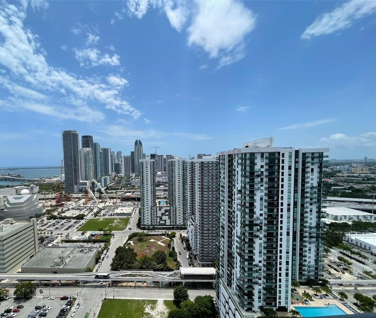 Building Photo - 1600 NE 1st Ave