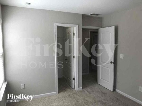 Building Photo - 10729 Sapphire Trail