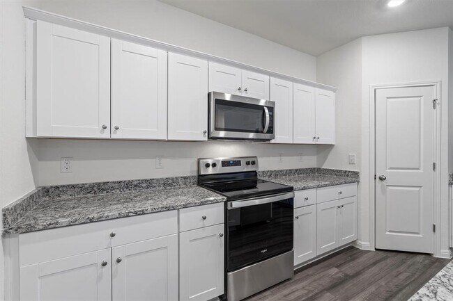 Building Photo - 112 Pronghorn St