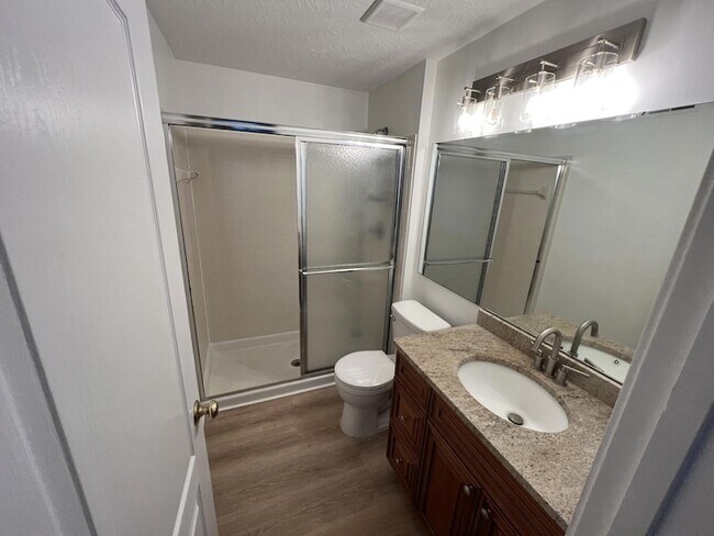 Building Photo - 1468 Taramore Dr