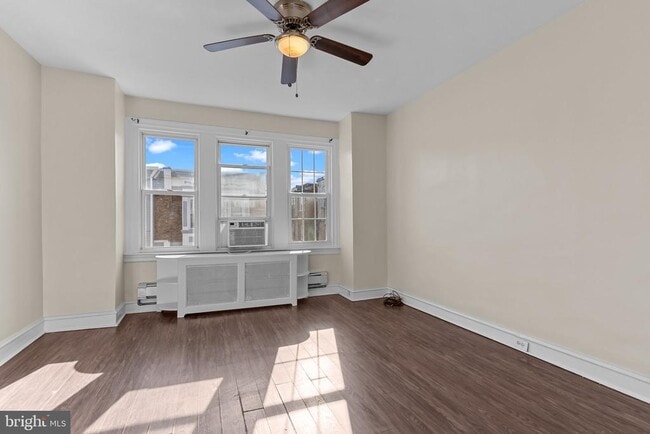 Building Photo - 3210 N Etting St