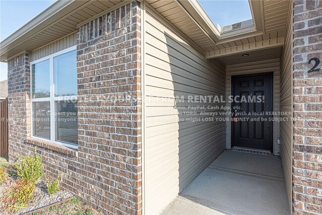 Building Photo - 2932 W Obsidian St