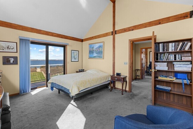 Building Photo - 2 Windward Way