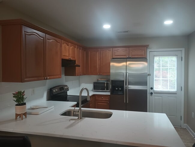 Building Photo - 1537 Tyger Brook Ln