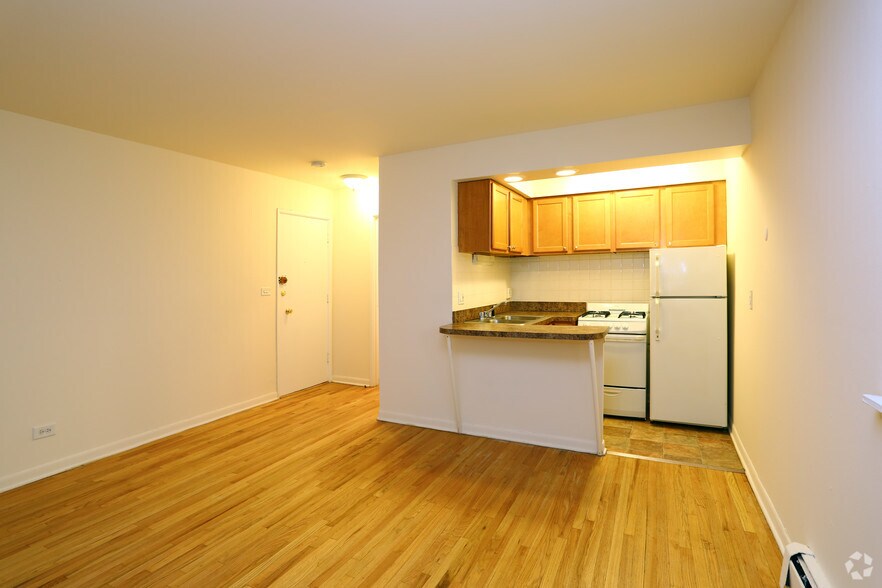 540 West Roscoe Street 540 W Roscoe St Chicago IL 60657 Apartment