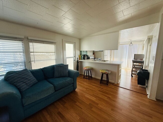 Building Photo - Beautiful fully furnished one bedroom, one bath manufactured home in a 55+ deed restricted gated ...