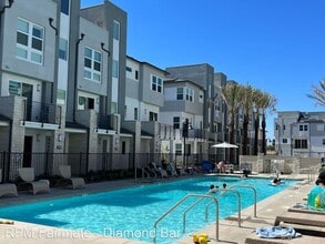 Building Photo - Four Levels of Modern Luxury Living in Ana...