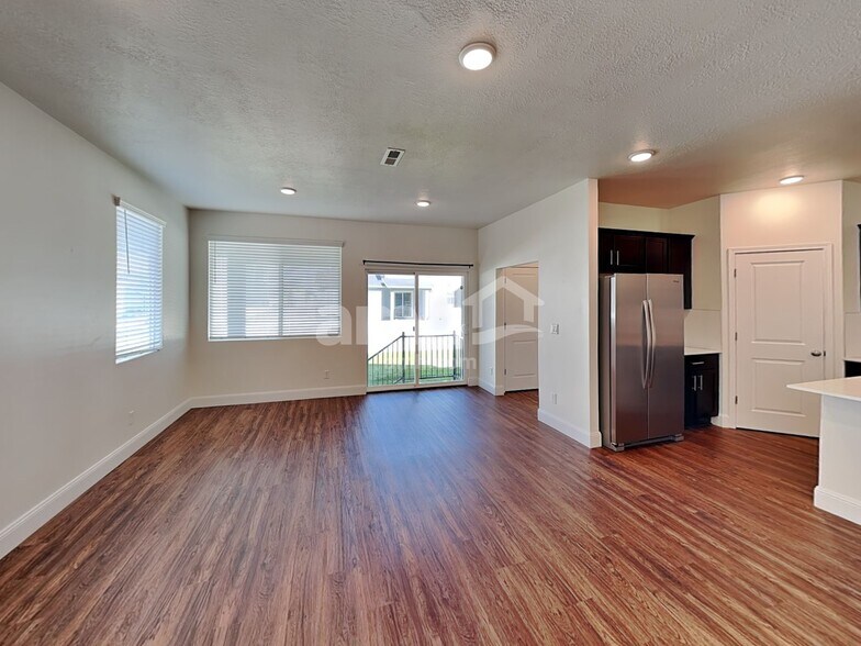 Building Photo - 2646 W 3290 S