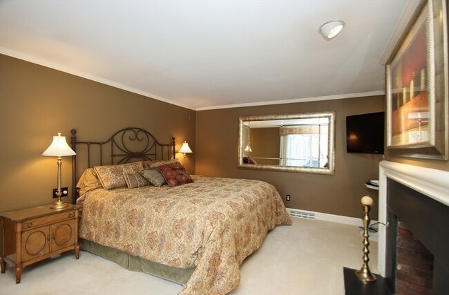 Building Photo - 74 Prynne Ridge Rd