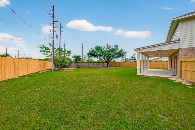 Building Photo - 5006 Mossy Bridge Dr