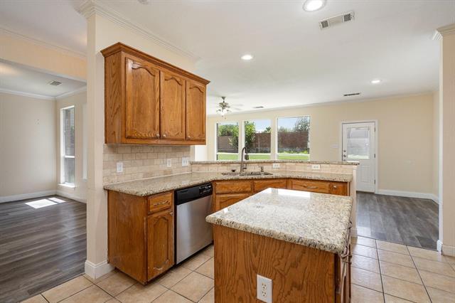 Building Photo - 11801 Cottontail Dr