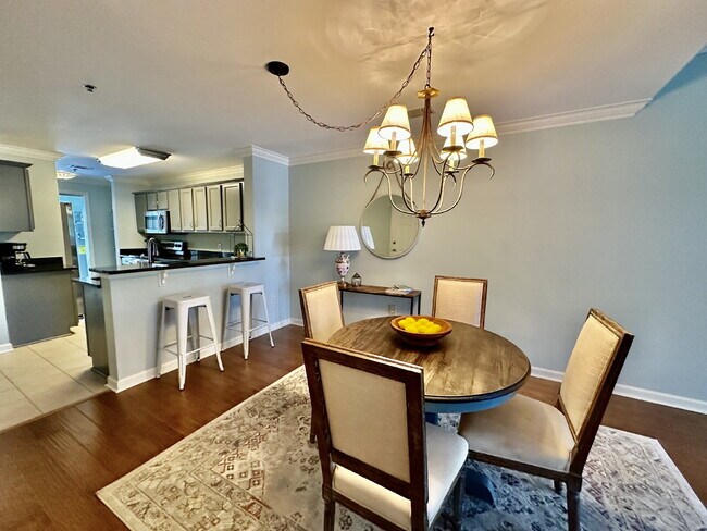 Building Photo - Beautiful Two Bedroom Fully Furnished Townhome Located in Bluffton Village!