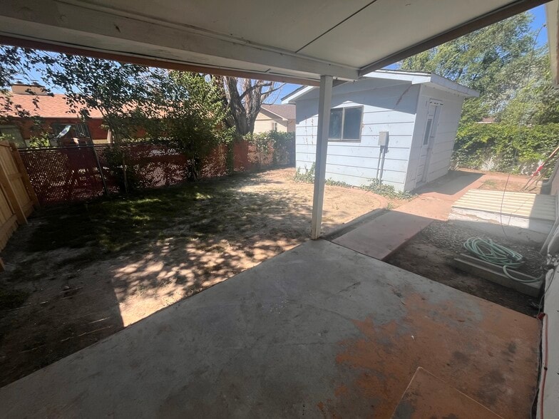 Building Photo - 3253 Castaneda Dr