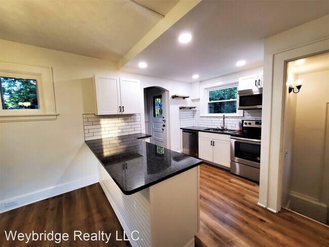 Building Photo - 3 br, 1 bath House - 3466 Wabash Ave