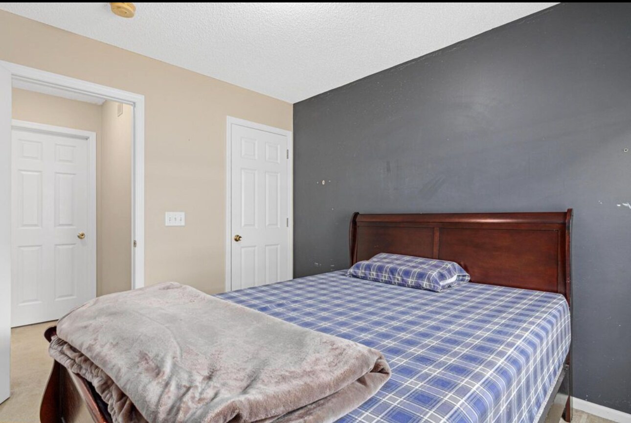 Building Photo - 15587 Crab Apple Ln