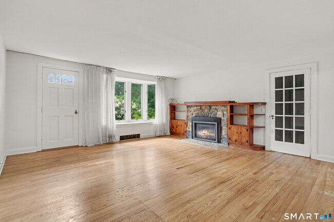 Building Photo - 26 Spruce Mountain Rd