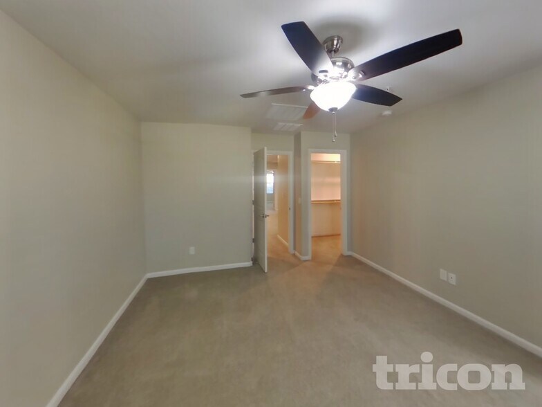 Building Photo - 12578 W Steed Ridge