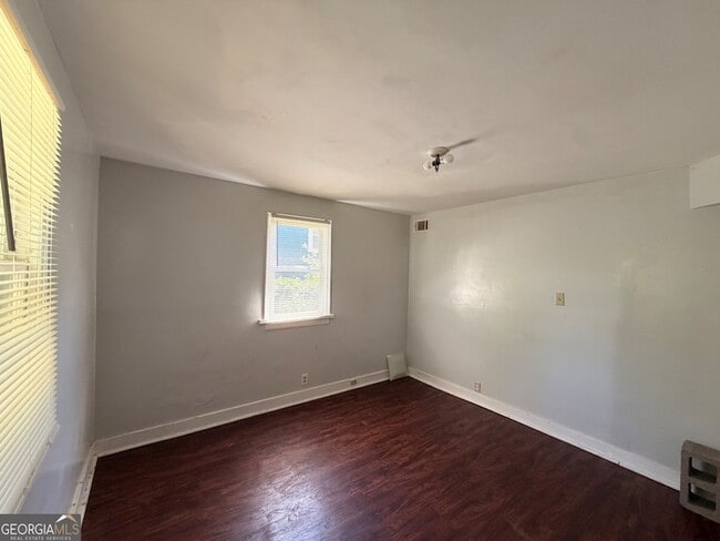 Building Photo - 2203 Tiger Flowers Dr NW