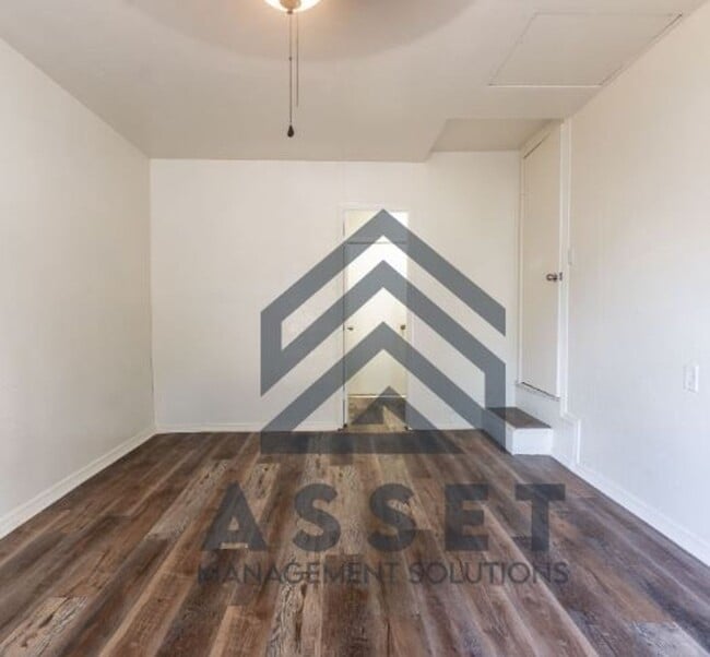 Building Photo - 4 Bedroom Available for Lease & Rent to Own!