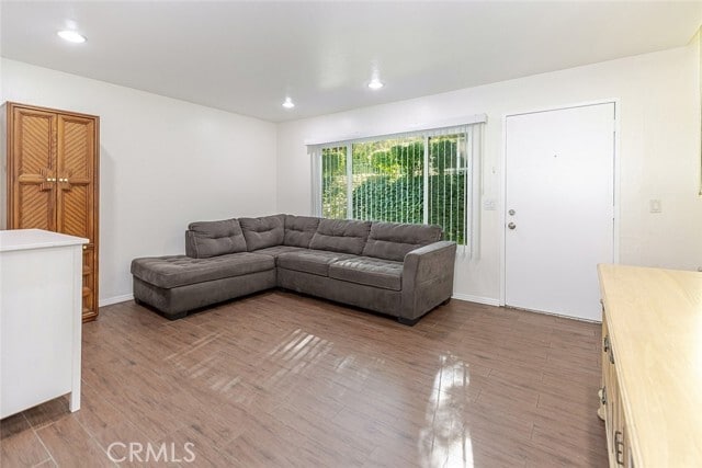 Building Photo - 2061 E Aroma Dr