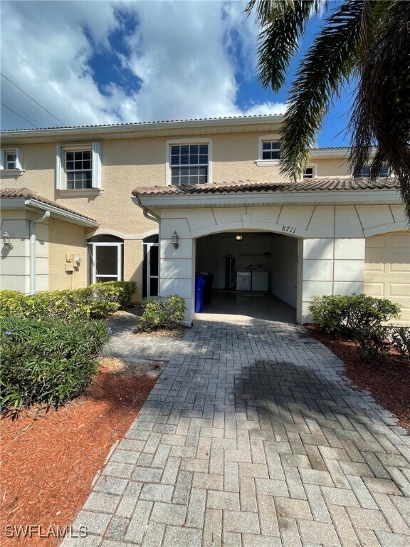 Building Photo - 8711 Athena Ct