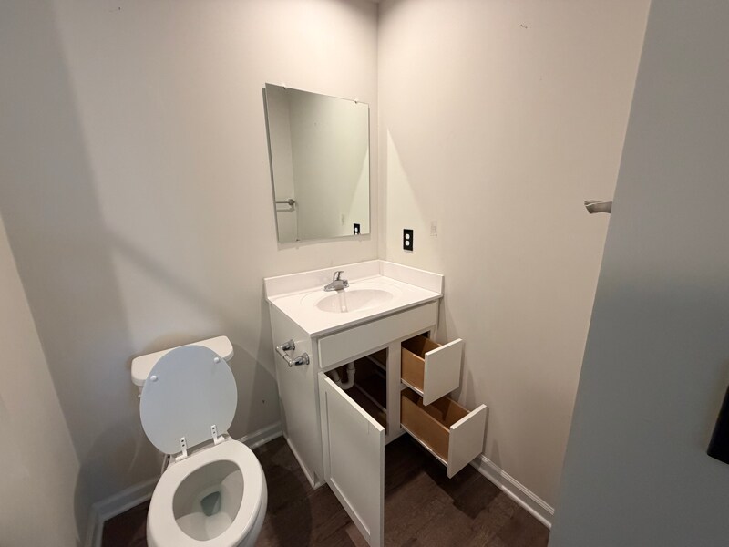 Building Photo - 3012 Blue Brook Ln