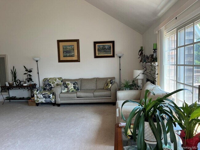 Building Photo - 517 Half Moon Bay Dr