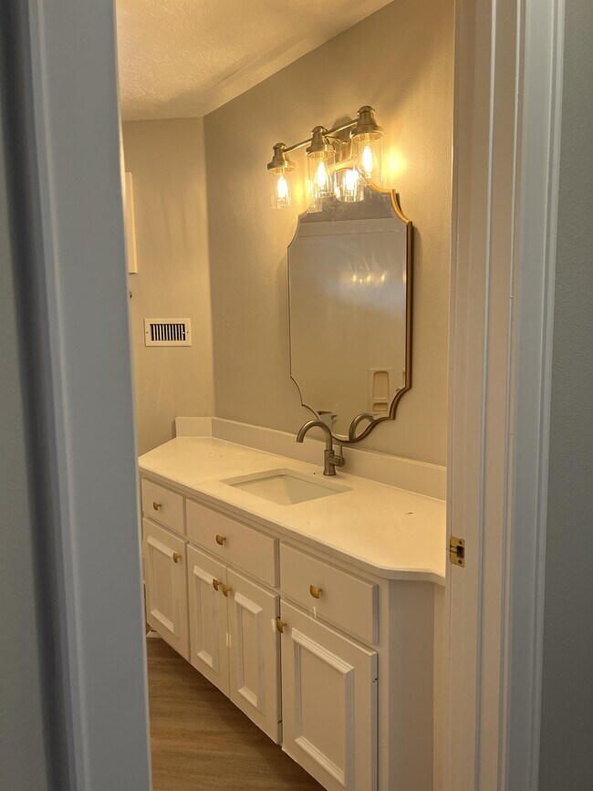 Building Photo - 4908 Spearman Dr