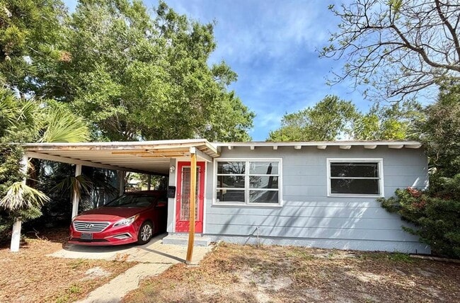 Building Photo - 4627 19th Ave S