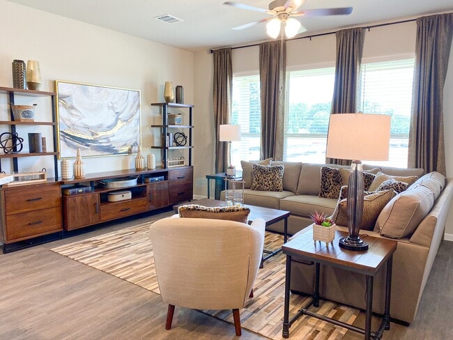 Building Photo - 27079 Badger Way