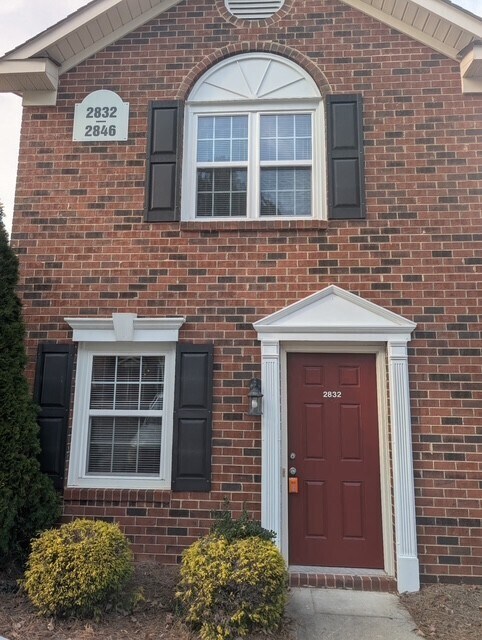 Building Photo - Live Smart. Live Stylish.