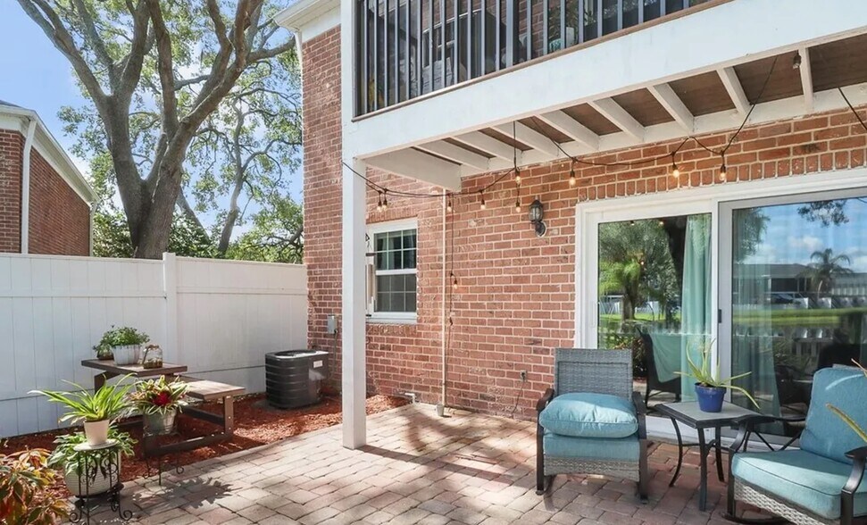 Building Photo - 13831 Orange Sunset Dr