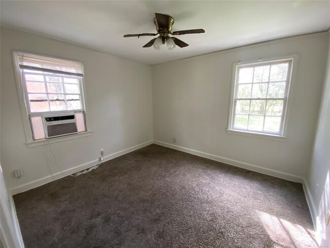 Building Photo - 3608 Wilmington Rd